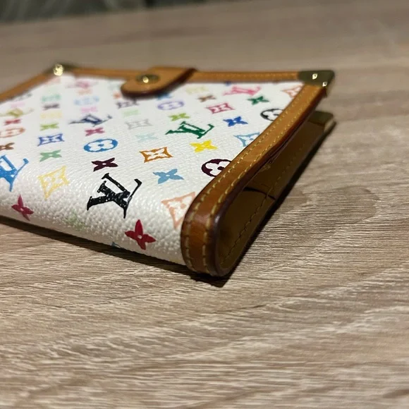 Authentic Louis Vuitton Murakami Agenda - Picture 4 of 13